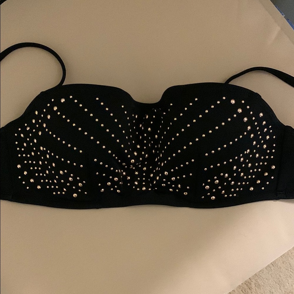 💛 3 for $15 Black Studded Bikini Top